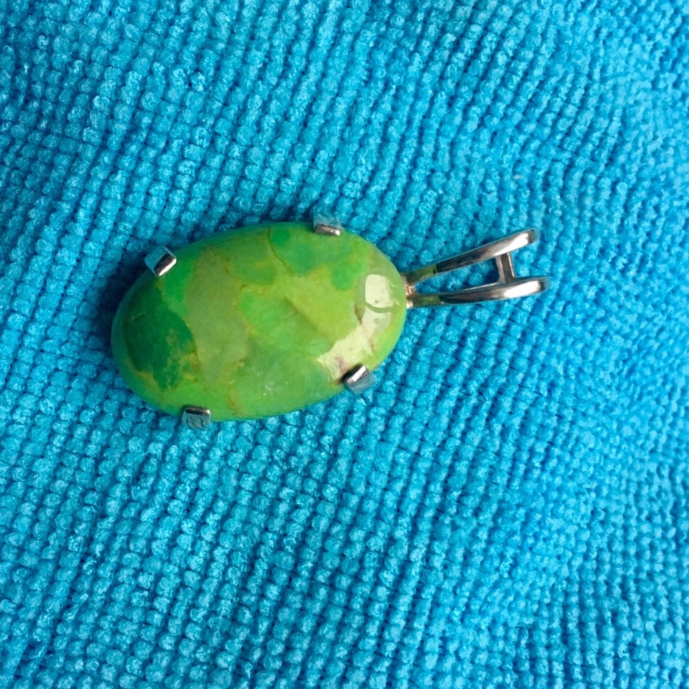 Sterling silver green turquoise pendant